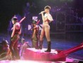 /album/last-girl-on-earth-tour/normal-008-rihanna-image-611x464-jpg/